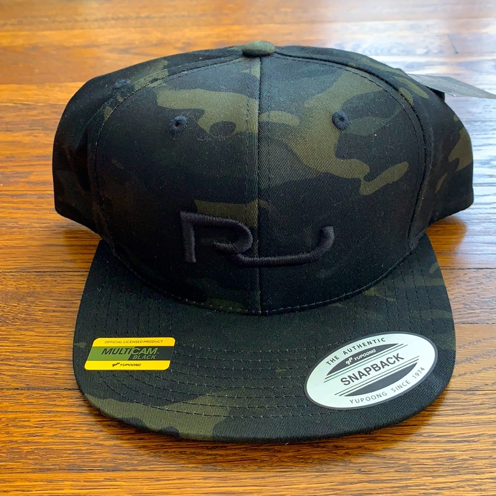Men’s Green Camo Snapback Baseball Cap